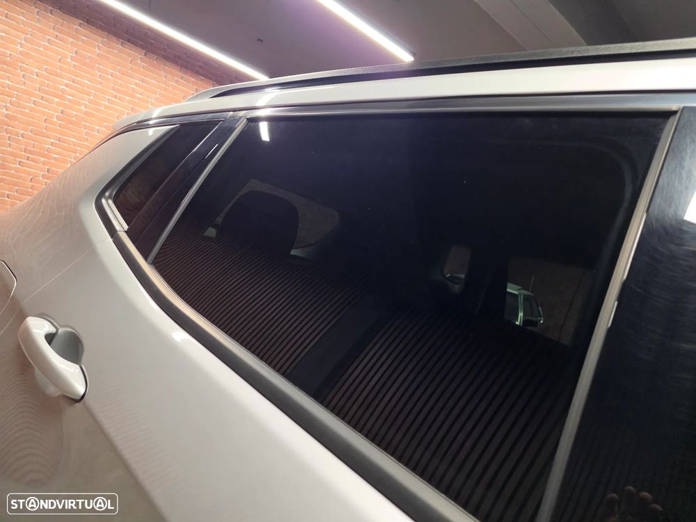 Jeep Compass 1.3 T4 4xe Auto Limited - 37