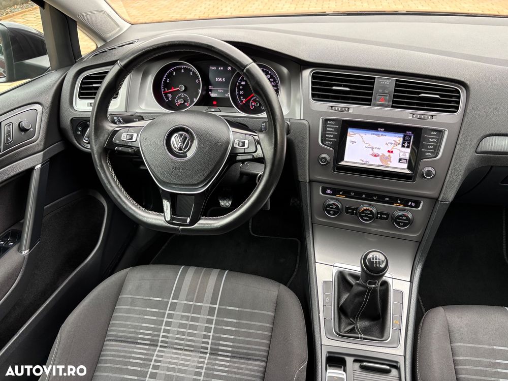 Volkswagen Golf 1.2 TSI BlueMotion Technology Cup - 18