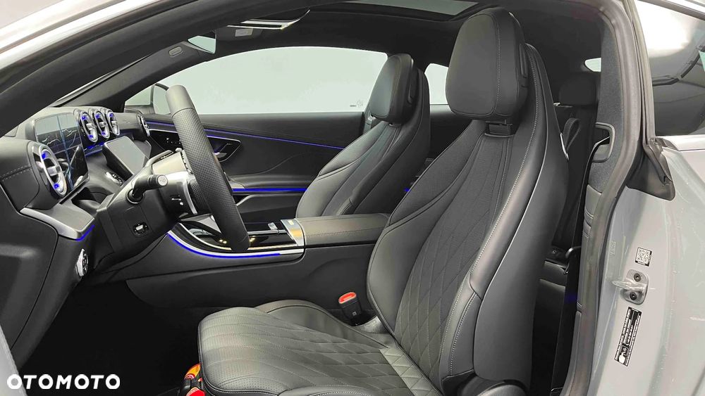 Mercedes-Benz CLE 200 mHEV 4-Matic AMG Line - 13