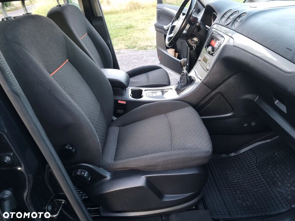 Ford Galaxy 2.0 TDCi Titanium - 11