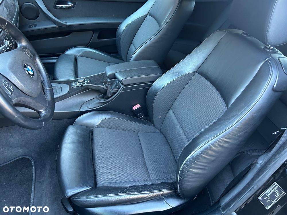 BMW Seria 3 320i M Sport Edition - 28