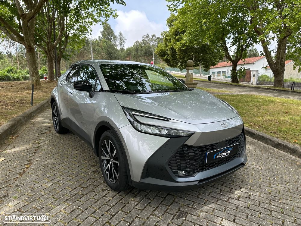Toyota C-HR 2.0 Hybrid Exclusive - 2