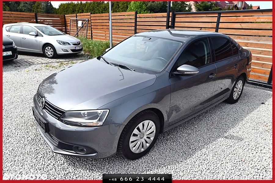 Volkswagen Jetta 1.2 TSI BlueMotion Technology Comfortline - 5