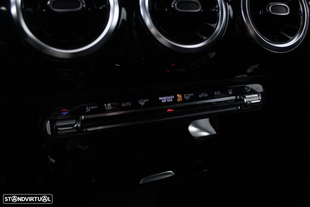 Mercedes-Benz A 250 e Progressive - 29