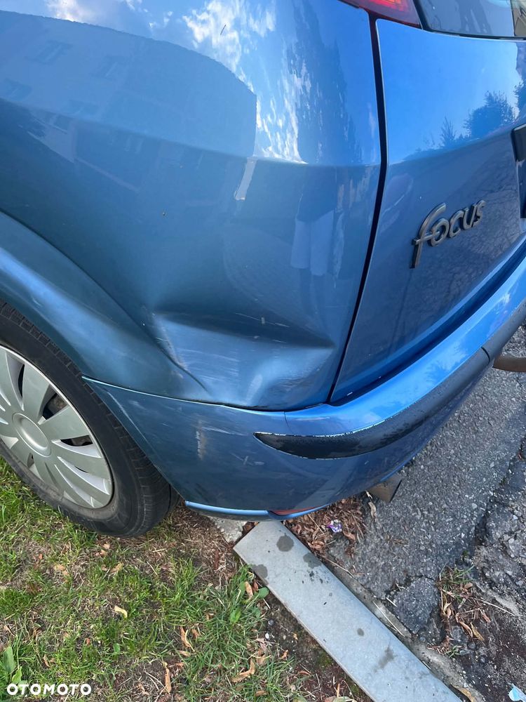 Ford Focus 1.6 Comfort - 6