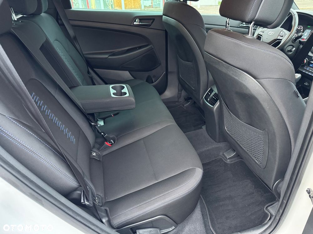 Hyundai Tucson 1.6 GDi 2WD Select - 17