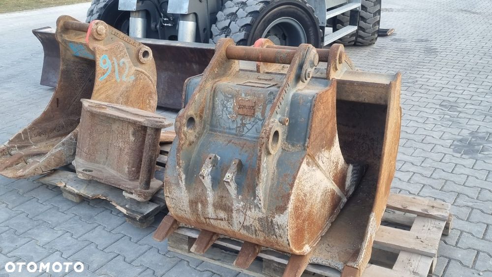 Liebherr A912/ 2017r/ Maszyna sprowadzona/ - 24