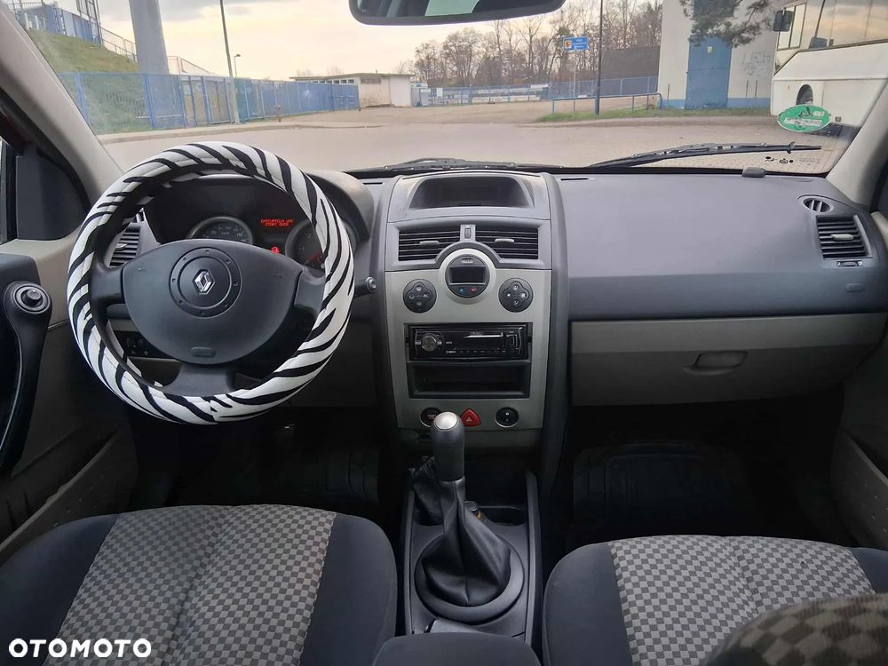 Renault Megane - 9