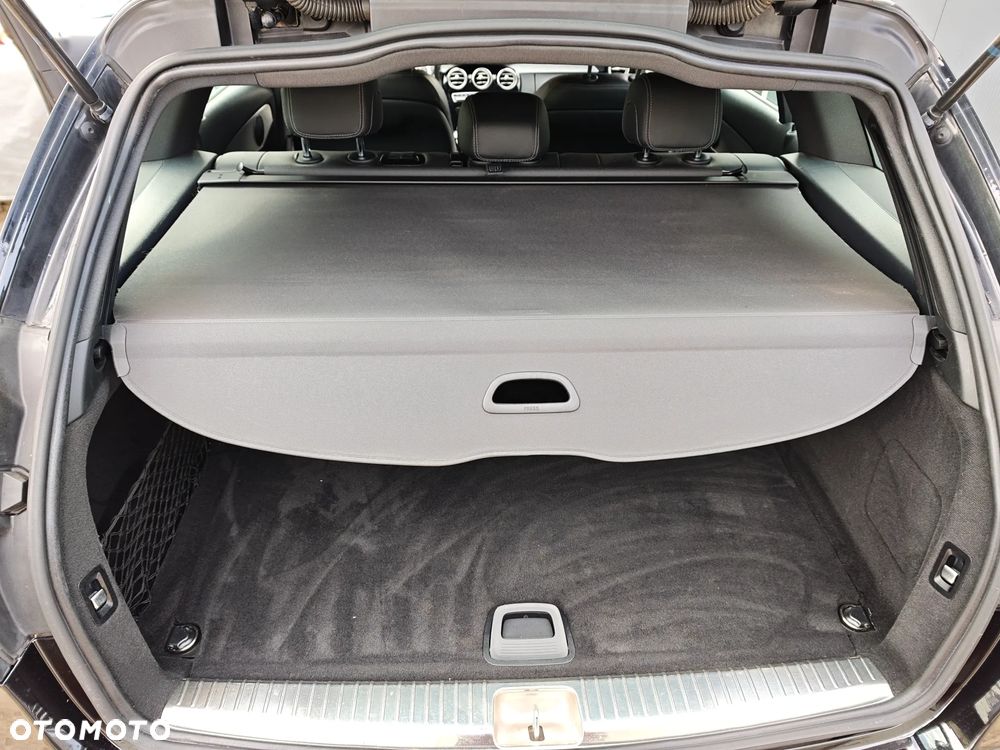 Mercedes-Benz Klasa C 180 (BlueTEC) d 7G-TRONIC Avantgarde - 29