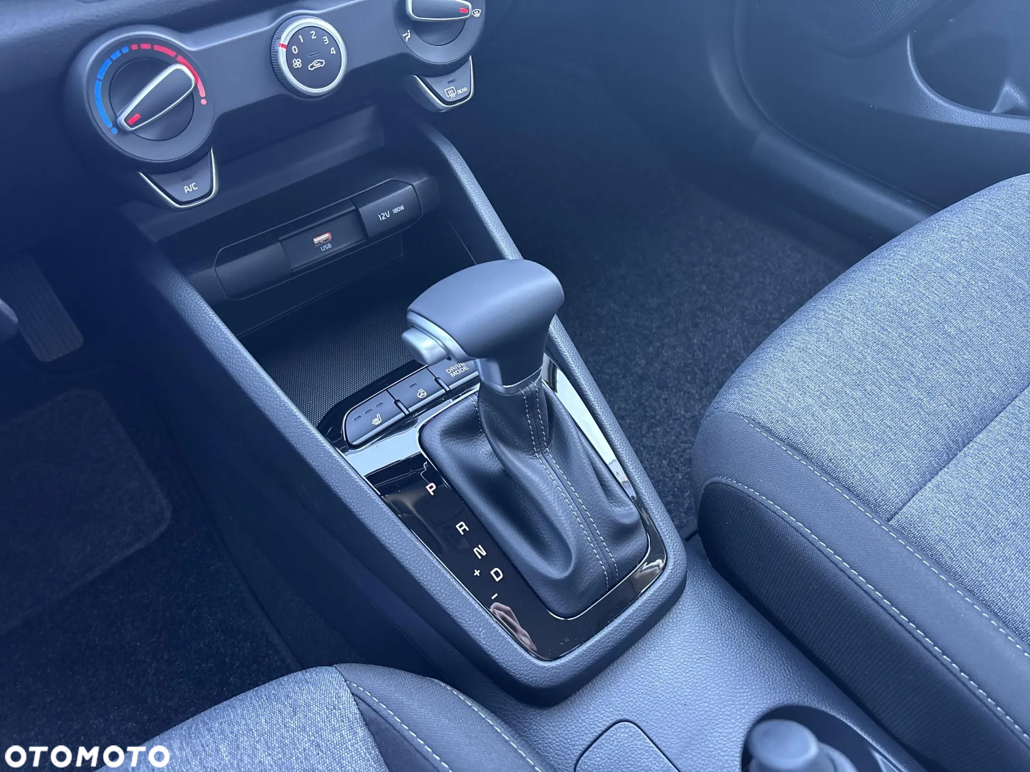 Kia Stonic 1.0 T-GDI M DCT - 13