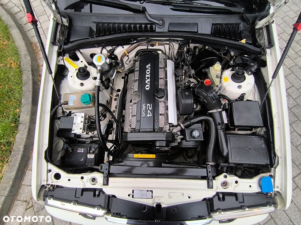 Volvo Seria 900 - 28