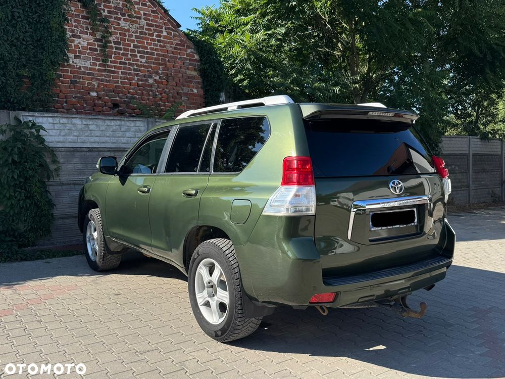 Toyota Land Cruiser 3.0 D-4D Automatik Executive - 7