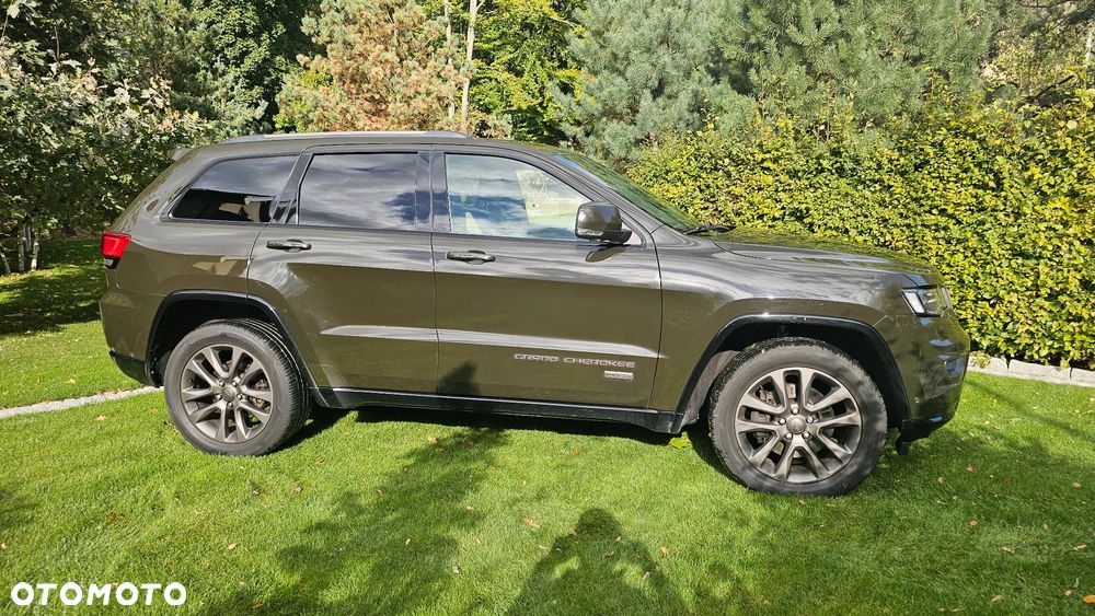 Jeep Grand Cherokee - 4
