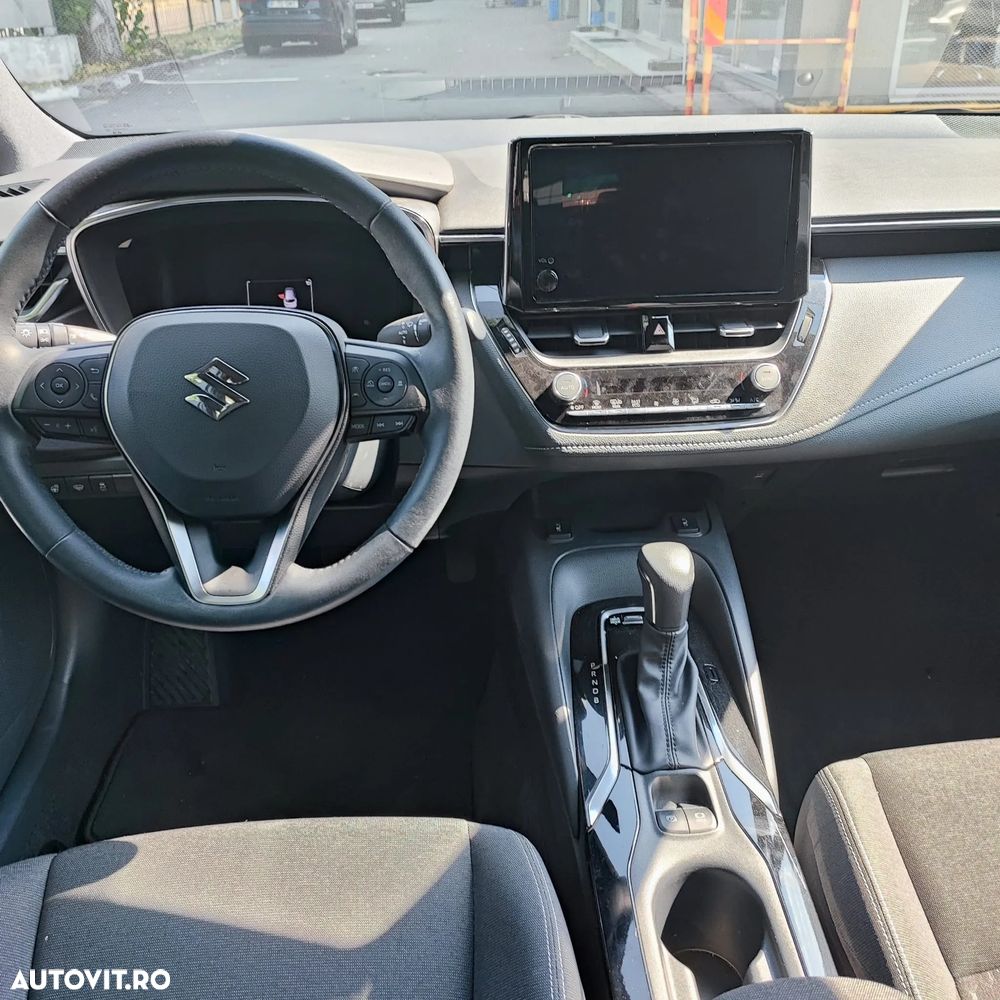 Suzuki Swace 1.8 E-CVT HEV Passion - 5