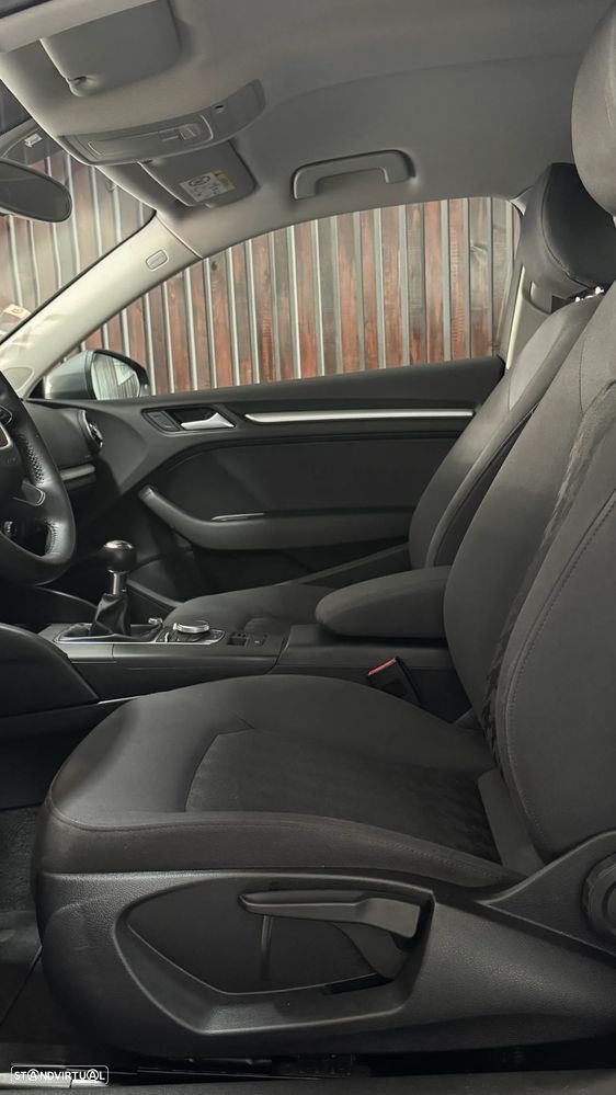 Audi A3 1.6 TDI Attraction Ultra - 9