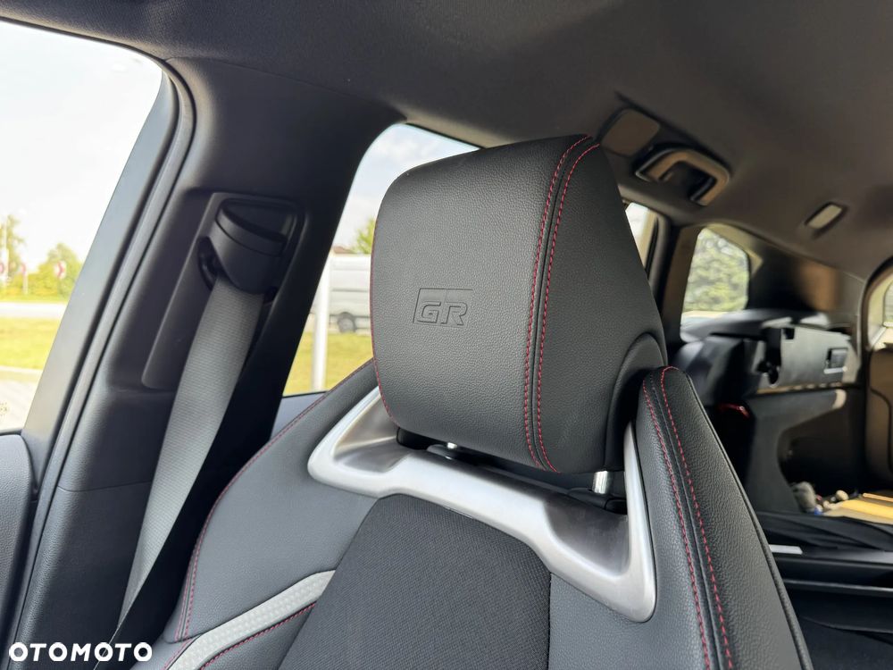Toyota Corolla 1.8 Hybrid GR Sport Dynamic - 9