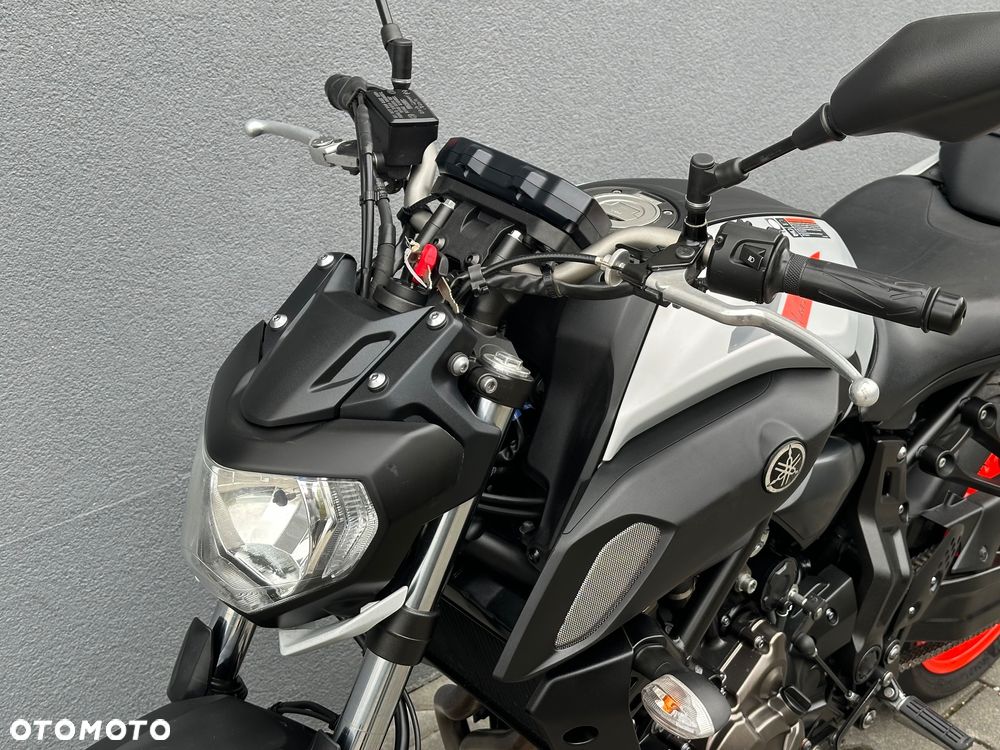Yamaha MT - 11