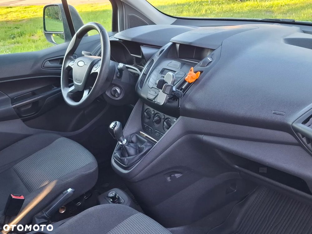 Ford Transit Connect - 12