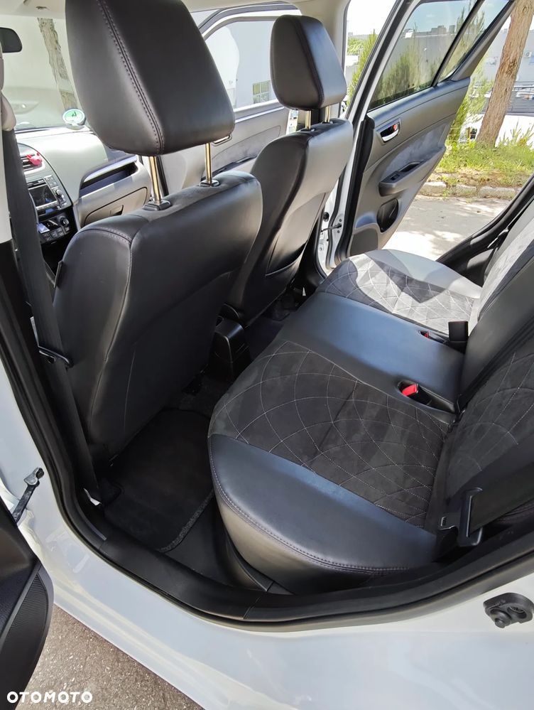 Suzuki Swift 1.2 Premium - 4