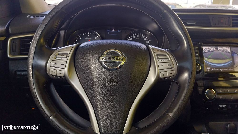 Nissan Qashqai 1.5 dCi N-Connecta 18 - 6