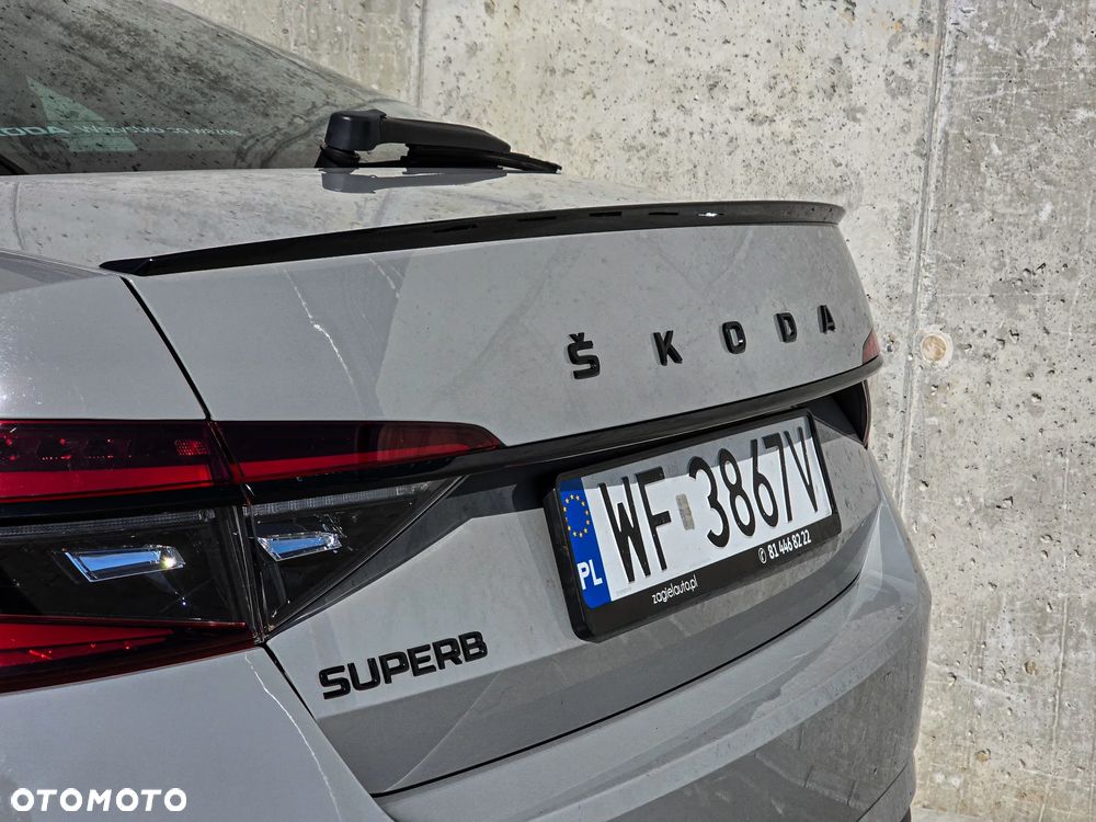 Skoda Superb 2.0 TDI SCR Sportline DSG - 7