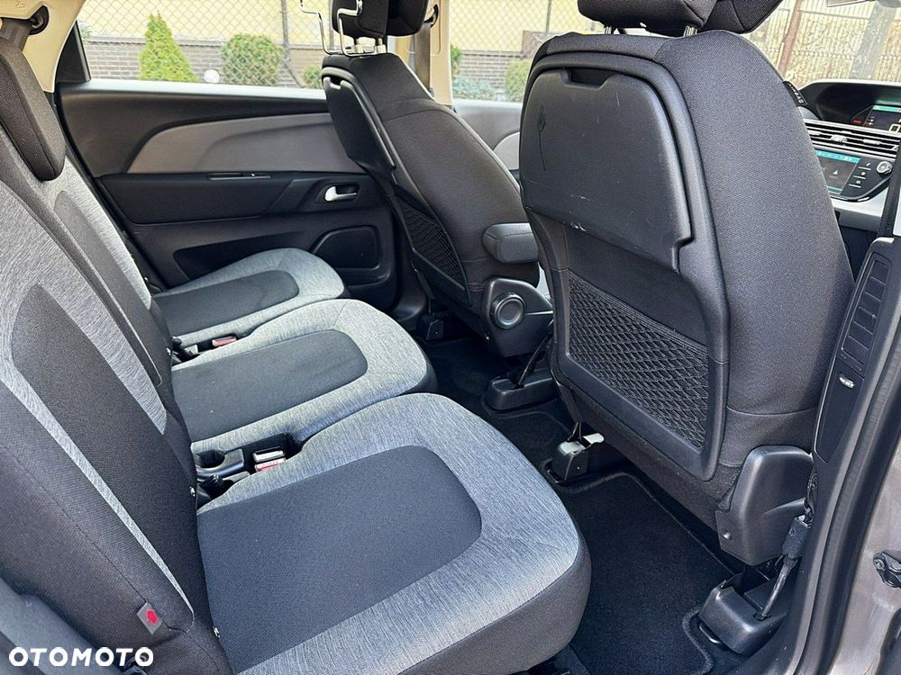 Citroën C4 Picasso - 12