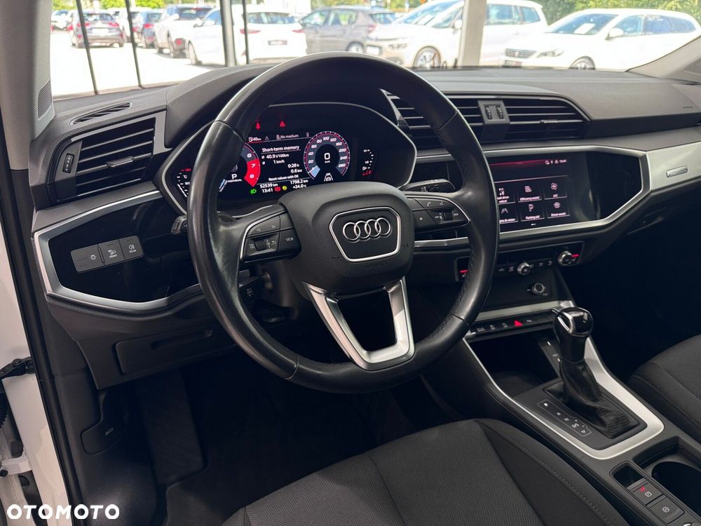 Audi Q3 Sportback - 8