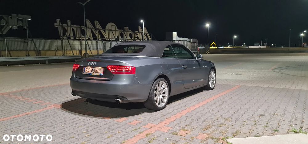 Audi A5 Cabrio - 11