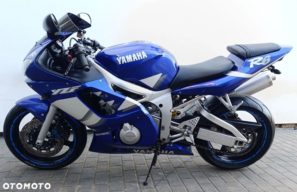 Yamaha R6 - 2