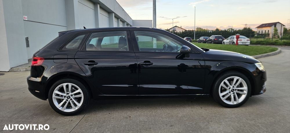 Audi A3 1.6 TDI clean Ambiente - 5