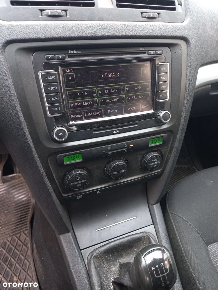 Skoda Octavia II Kombi 1.9 TDI 105km 08r 9156 wszystkie części maska - 7