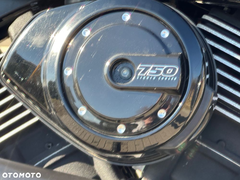 Harley-Davidson Street XG 750 - 11