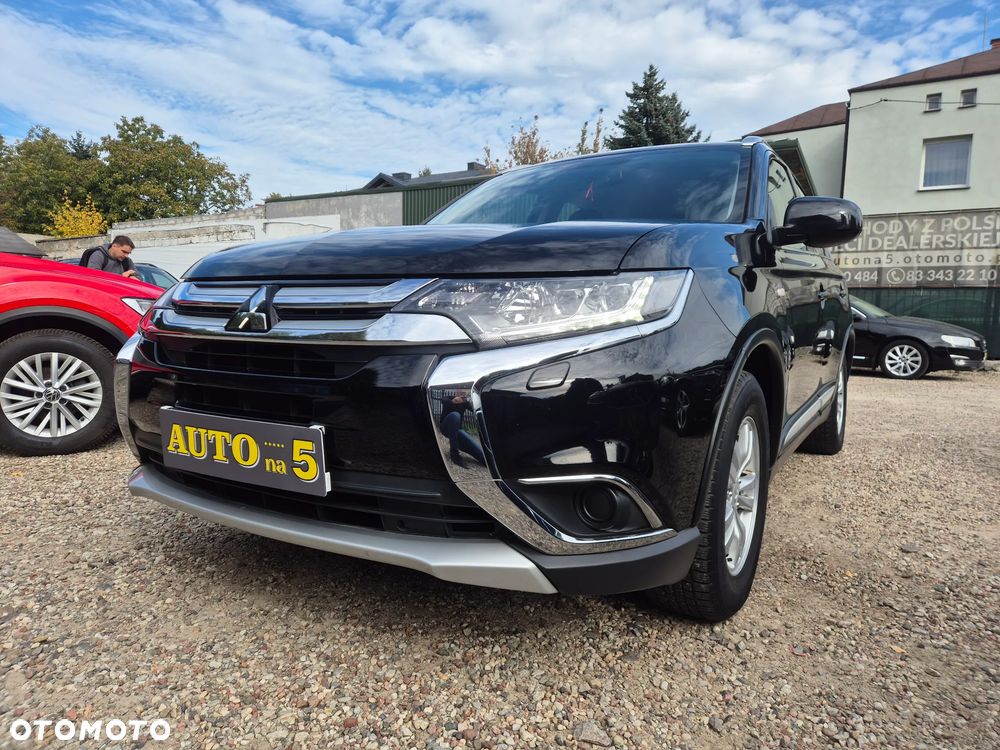 Mitsubishi Outlander - 3