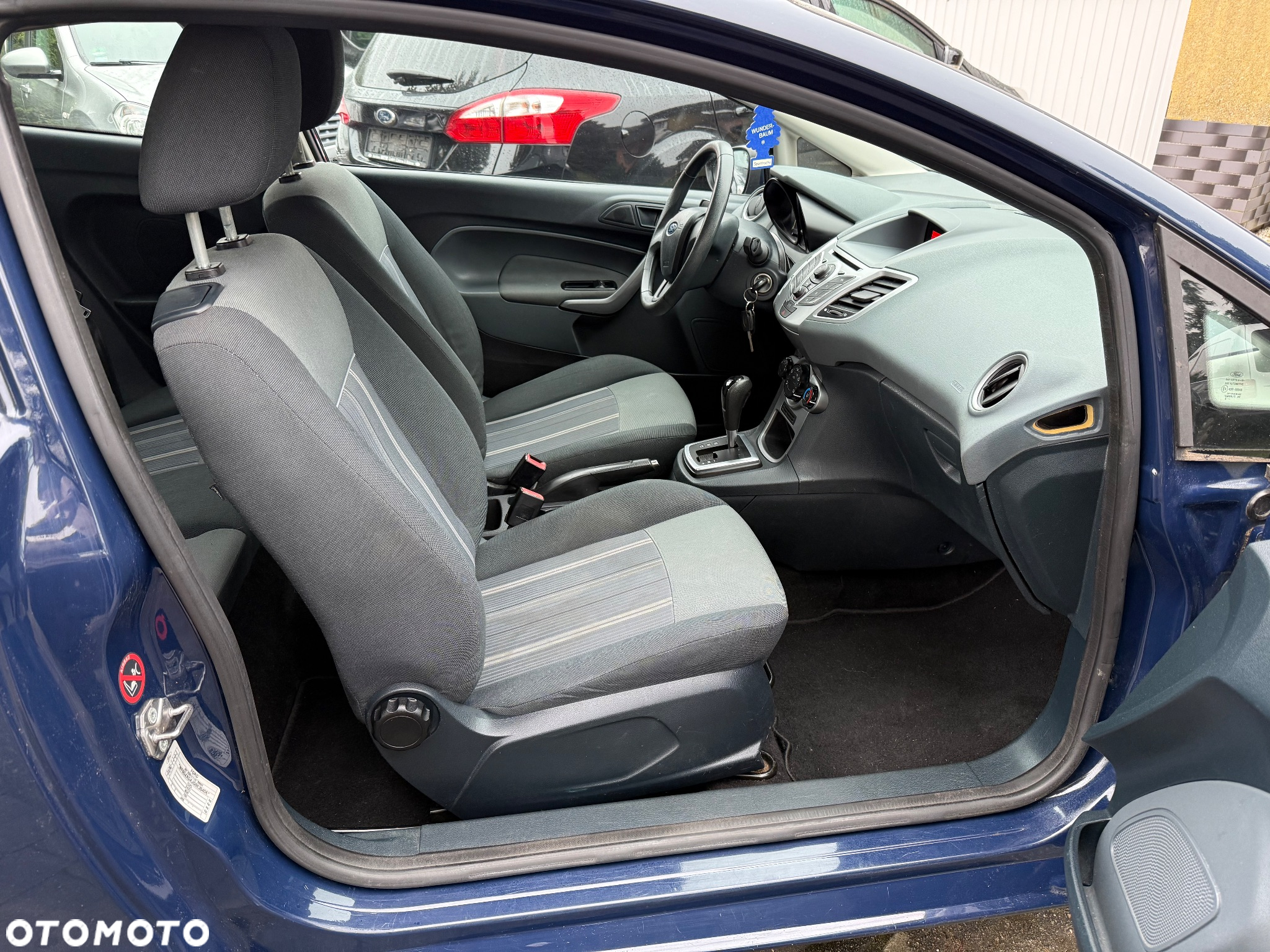 Ford Fiesta 1.4 Autom Champions Edition - 9