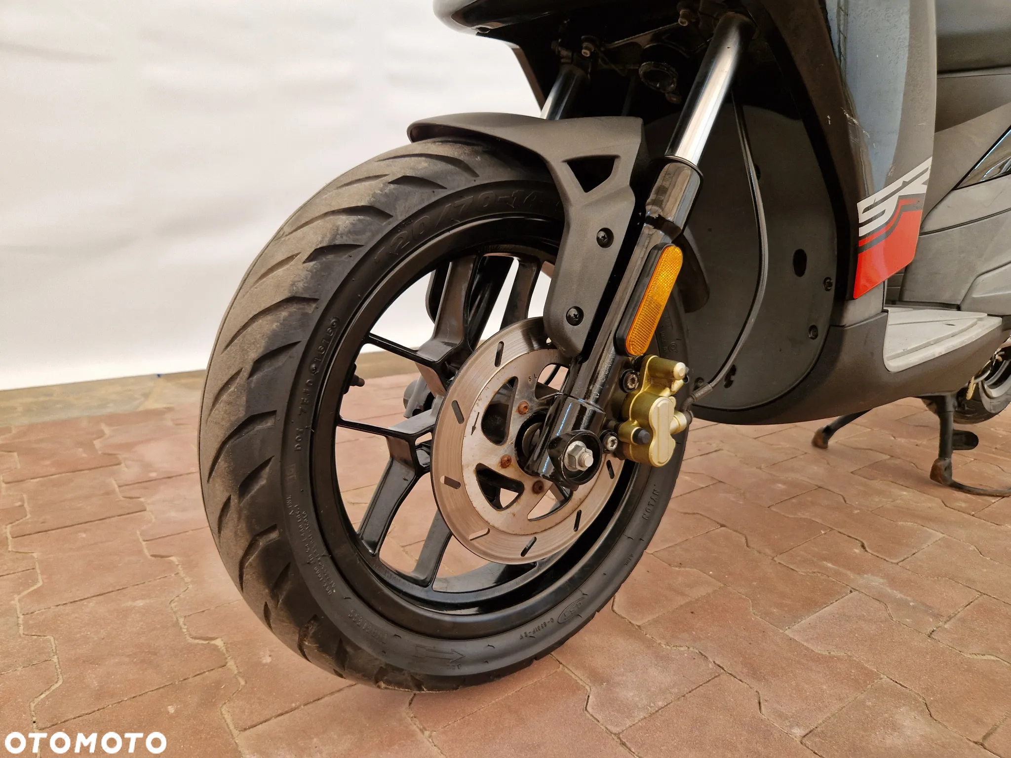 Aprilia SR - 34