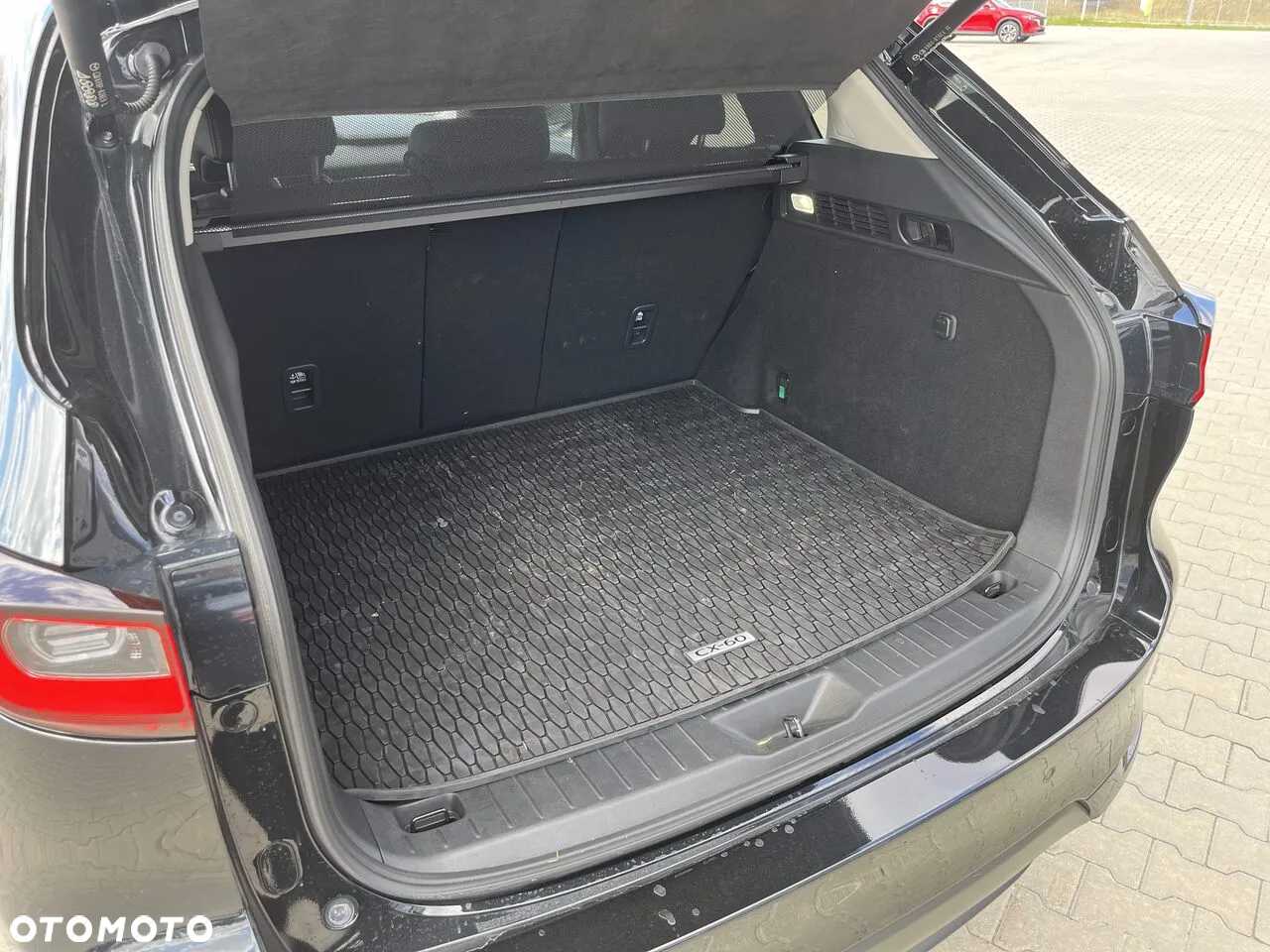 Mazda CX-60 - 10