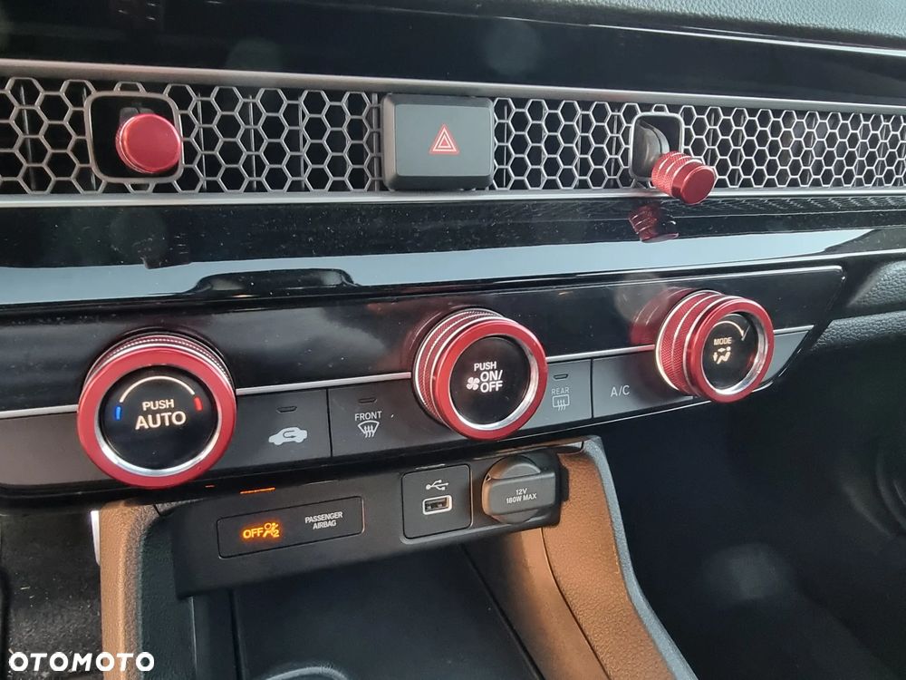 Honda Civic 2.0 i-VTEC LX CVT - 23