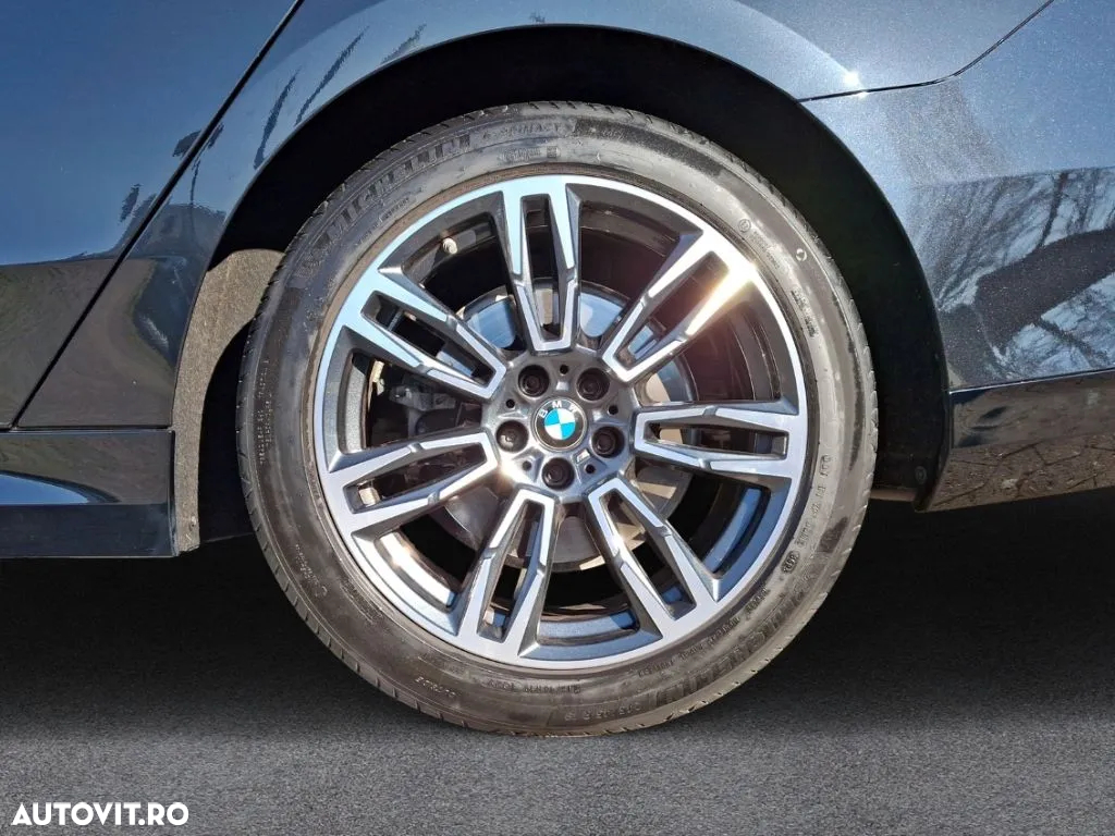BMW Seria 5 - 12