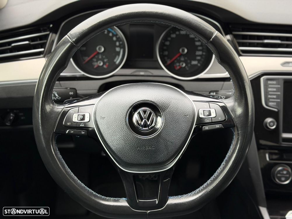 VW Passat 1.4 TSI GTE Plug-in - 38