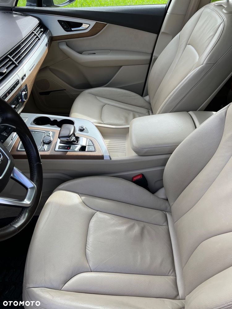 Audi Q7 - 5