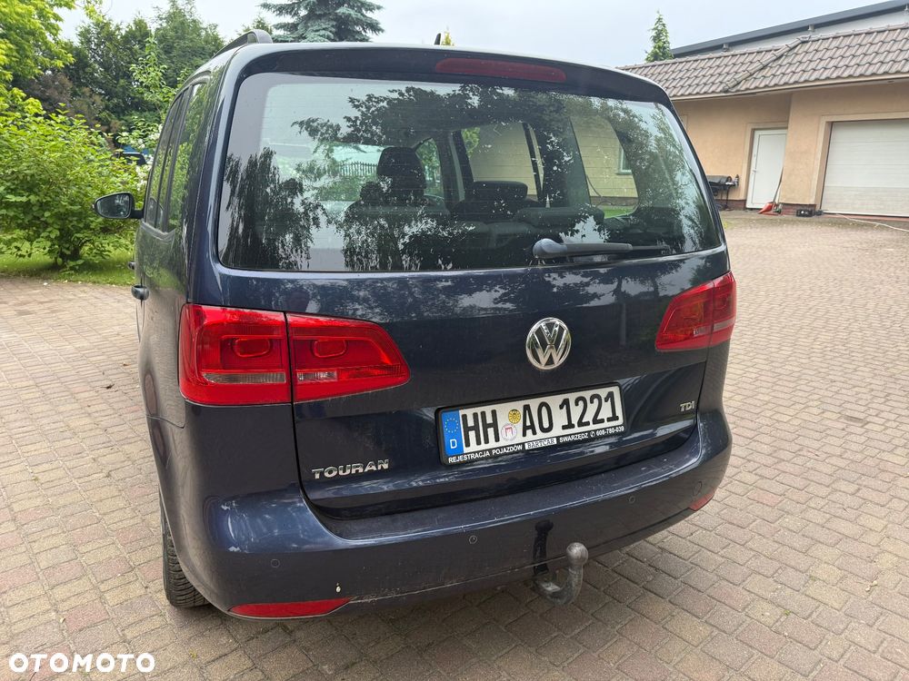 Volkswagen Touran 1.6 TDI DPF BlueMot Comfortline - 9
