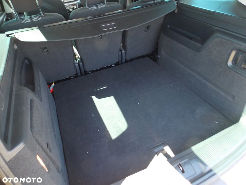 Volkswagen Sharan 1.4 TSI DSG BlueMotion Technology Comfortline - 9