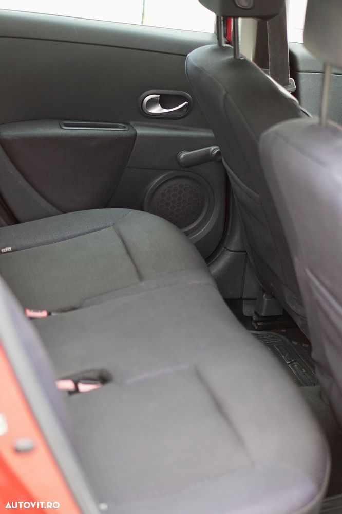 Renault Clio III 1.2 Authentique - 16