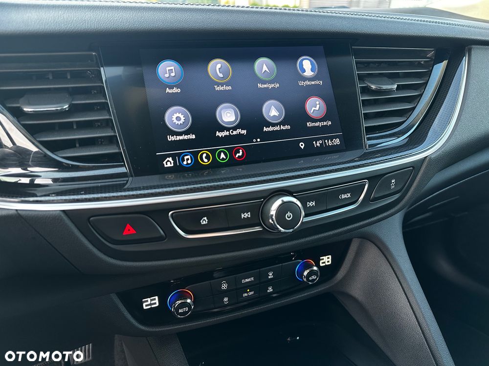 Opel Insignia - 31