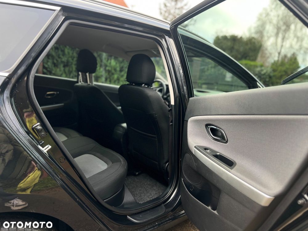 Kia Ceed 1.4 CVVT Dream Team Edition - 15