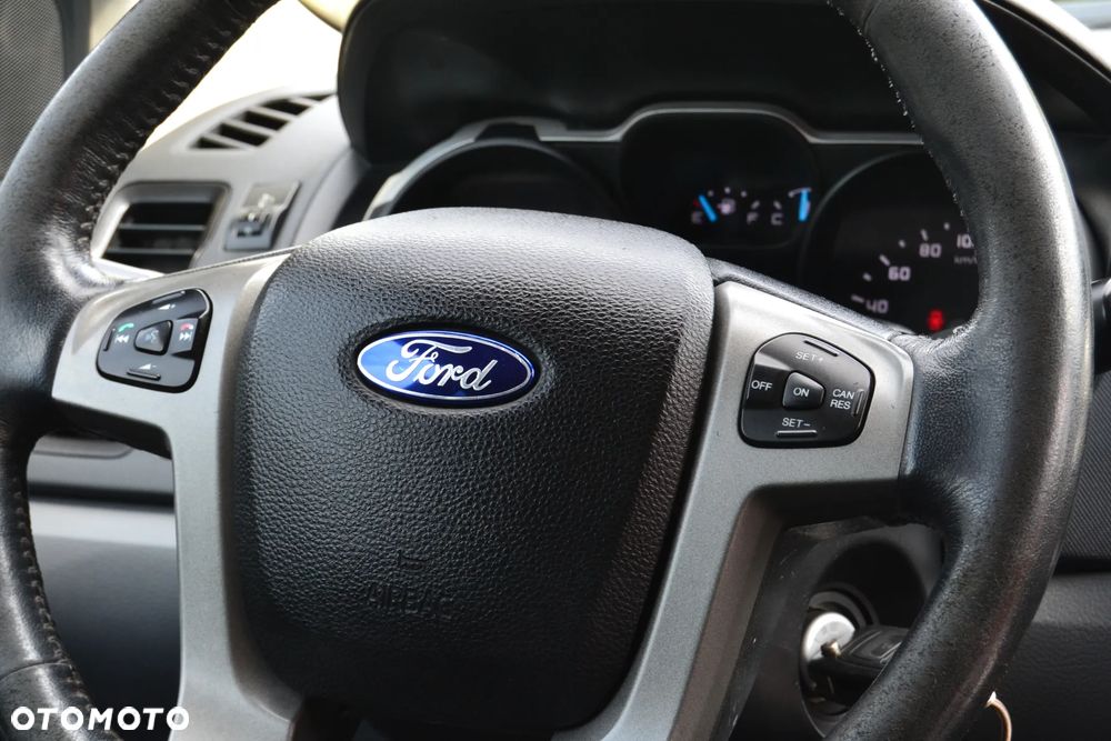 Ford Ranger 2.2 TDCi 4x4 DC XLT - 35