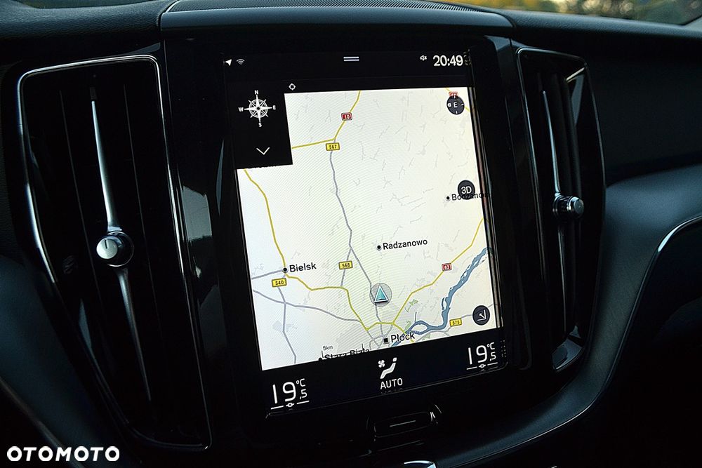 Volvo XC 60 D4 AWD Geartronic Momentum - 28