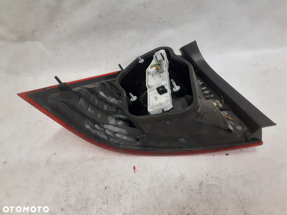 . TYL TYLNA LAMPA LEWA FORD FOCUS MK2 SEDAN - 4