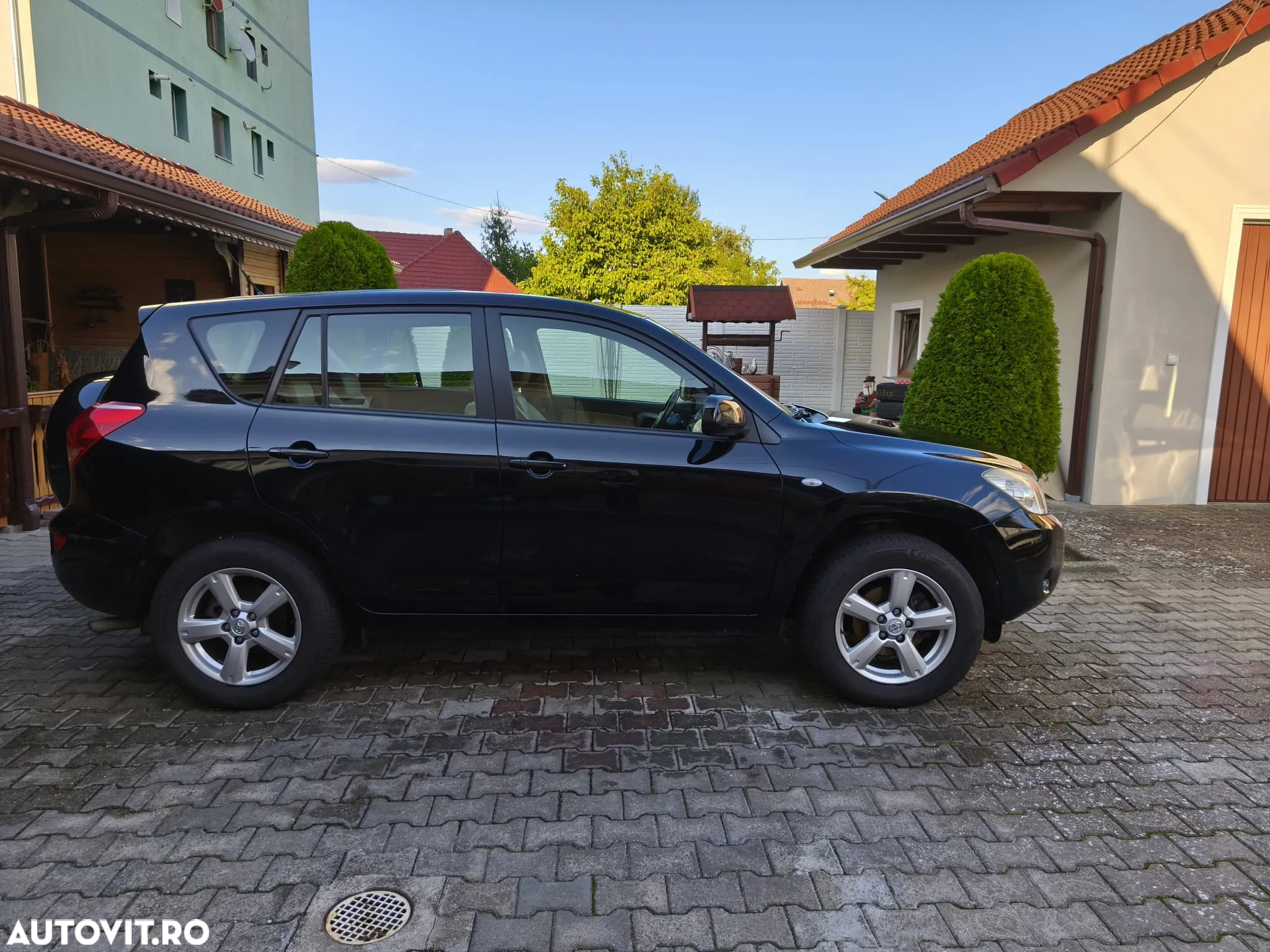 Toyota RAV4 2.0 Multidrive S AWD Luxury - 2