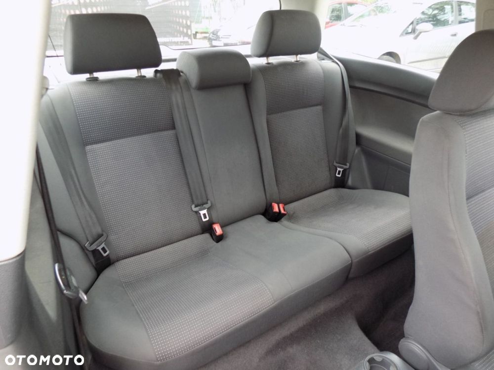 Volkswagen Polo - 8